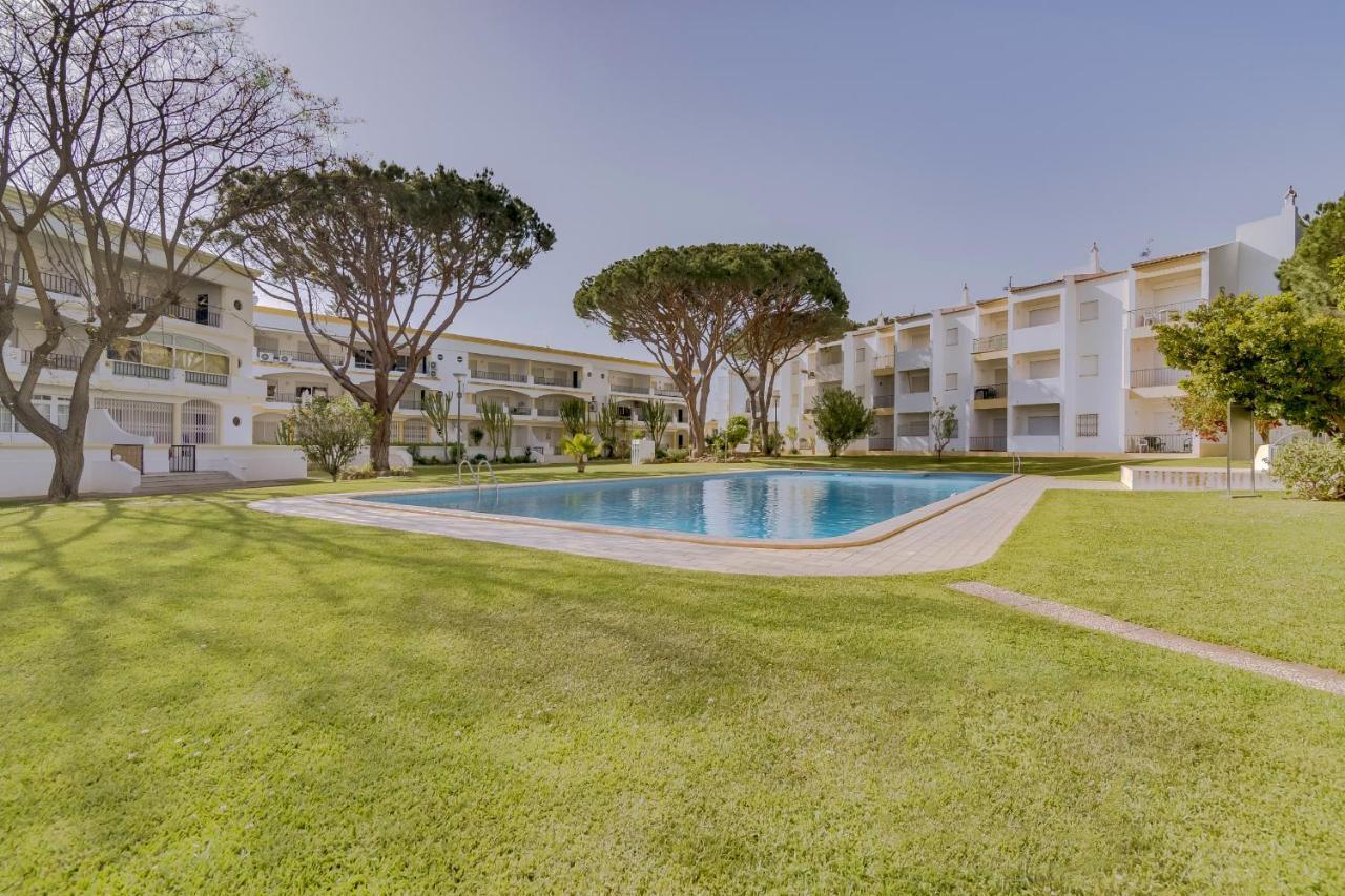 Pinhal Do Golfe - 2 Bedrooms - וילהמורה מראה חיצוני תמונה